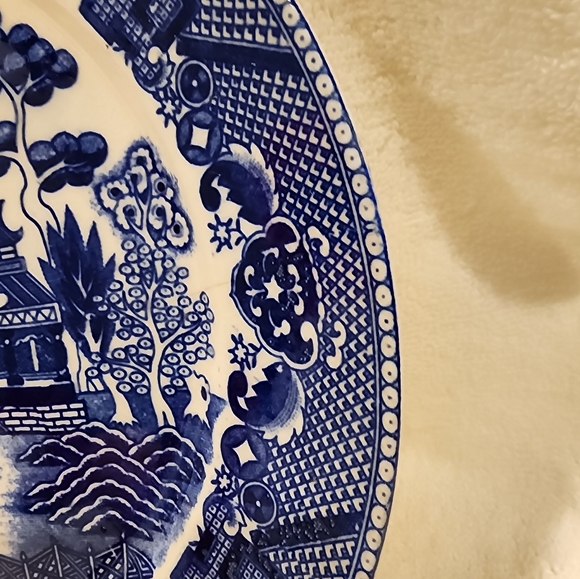 Japan Blue Hand Painted plate - Picture 4 of 6